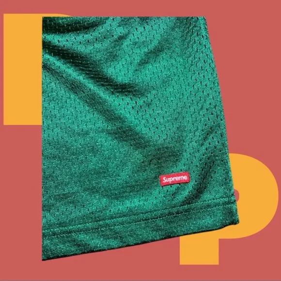 Supreme Small Box Baggy Mesh Short (X-Large)